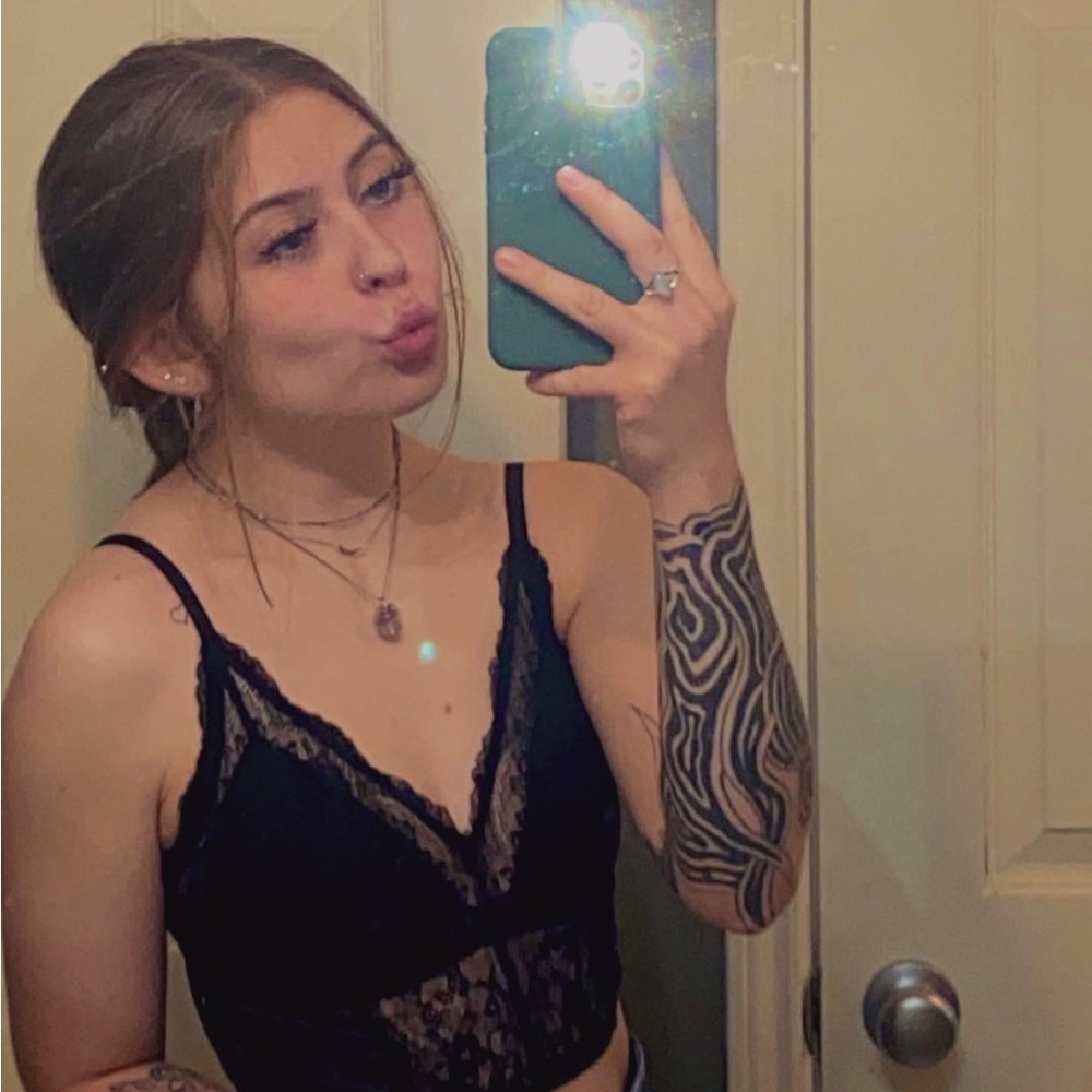 Meet your Posher, Kaitlyn